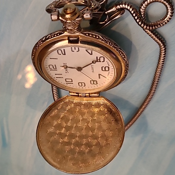 QUARTZ "EAGLE" POCKET WATCH w/chain. - Picture 3 of 4